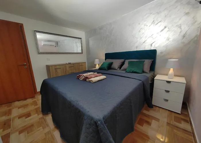 Bonaca Homestay *